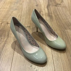 NWOT Aldo green pumps
